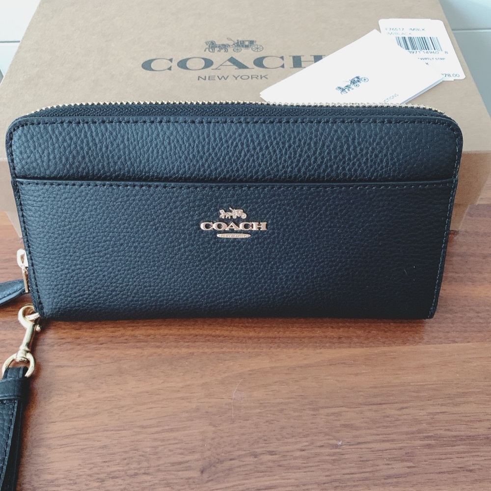 Coach long wallet